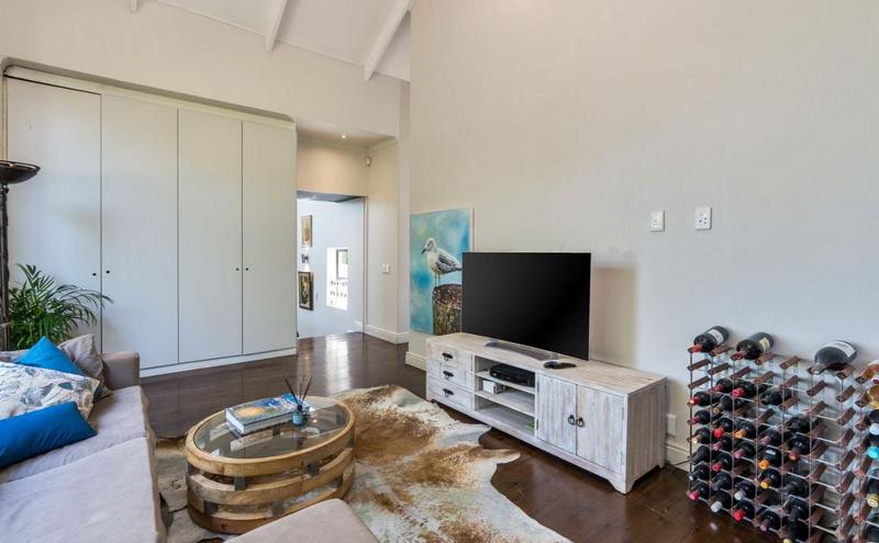 5 Bedroom Property for Sale in Hout Bay Western Cape